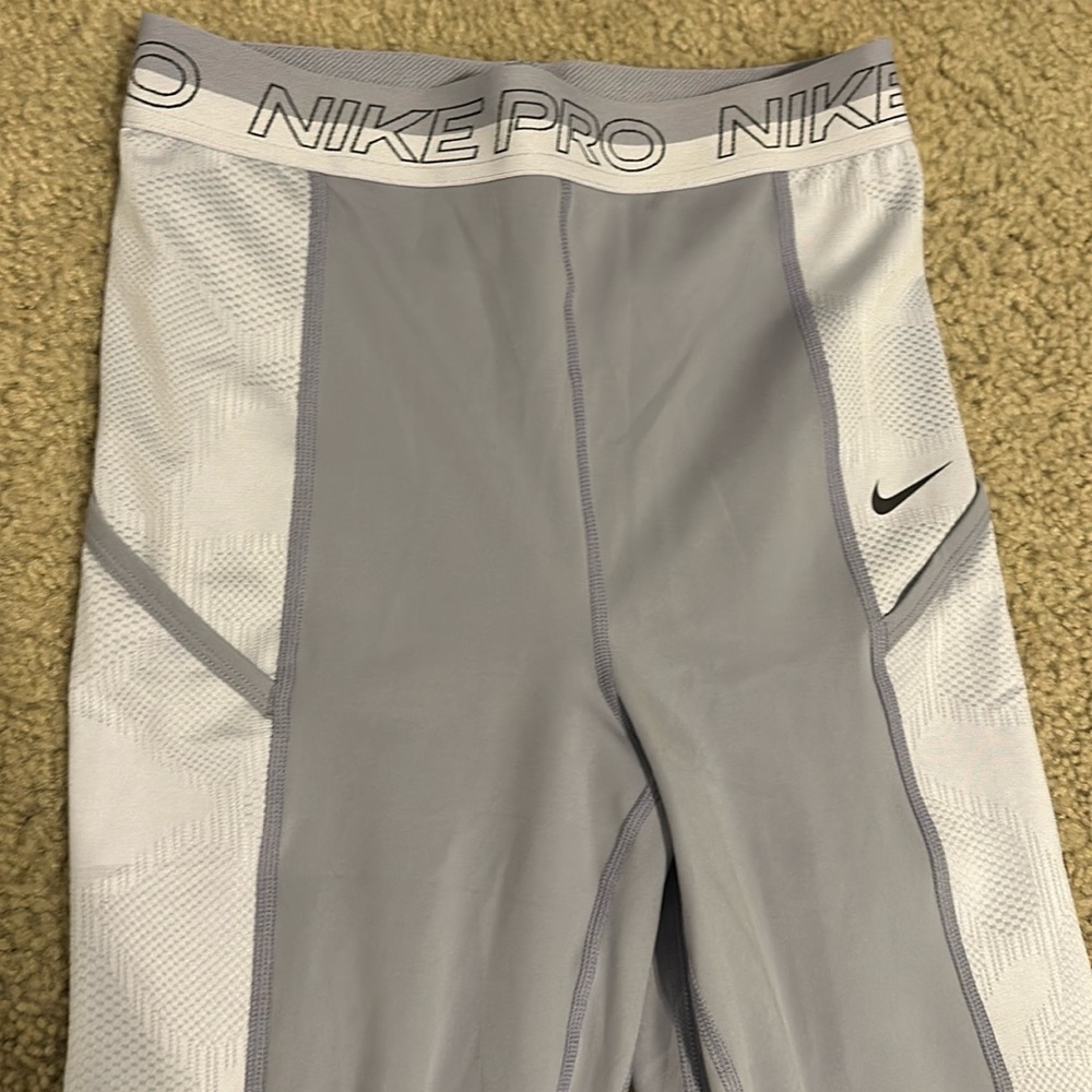 Nike pro leggings
